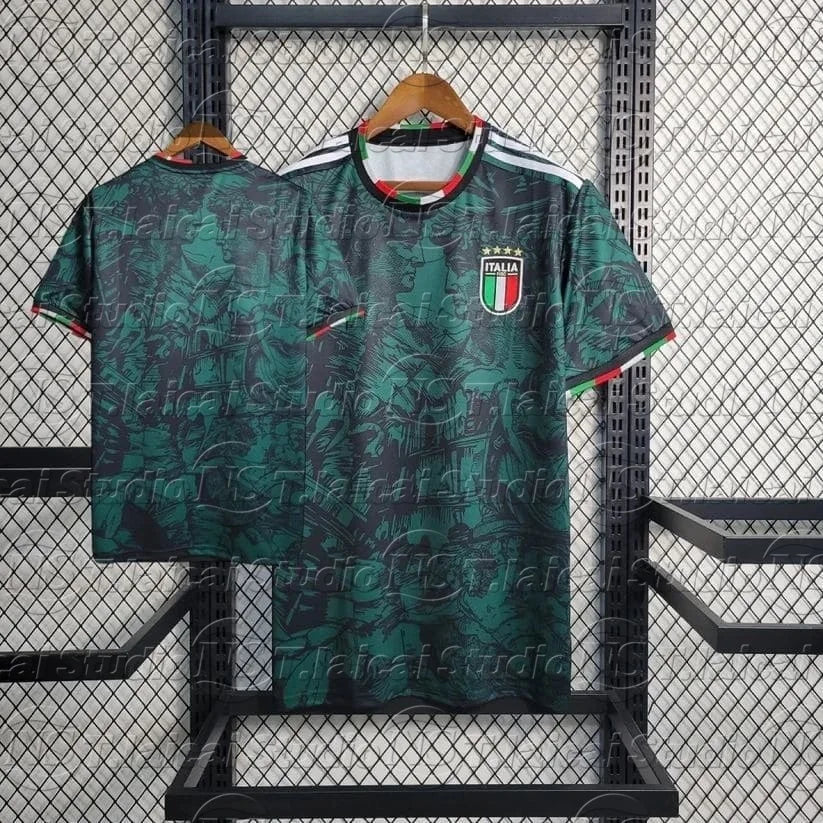 Italienisches Sondereditionstrikot der Nationalmannschaft